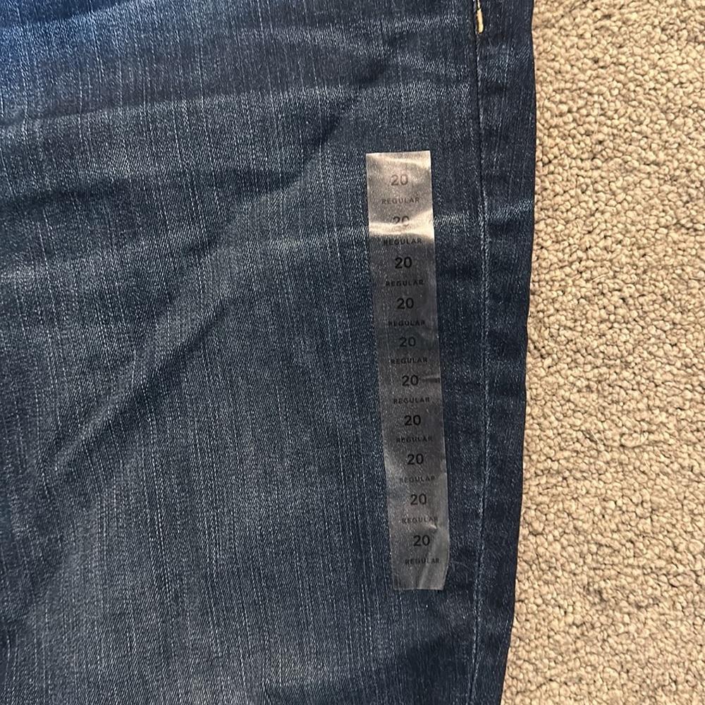 American Eagle ripped curvy stretch Jeans
